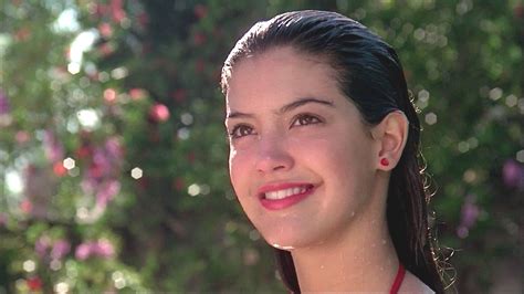 fast times at ridgemont high nudity|How Phoebe Cates Really Felt About Her Famous Bikini Scene。